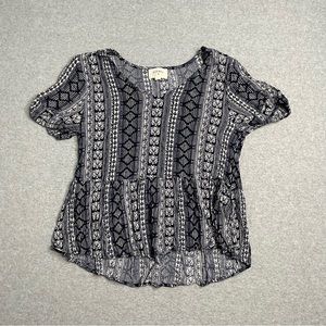 Everly Blouse Womens Small Black Geometric Print Short Sleeve Peplum Top